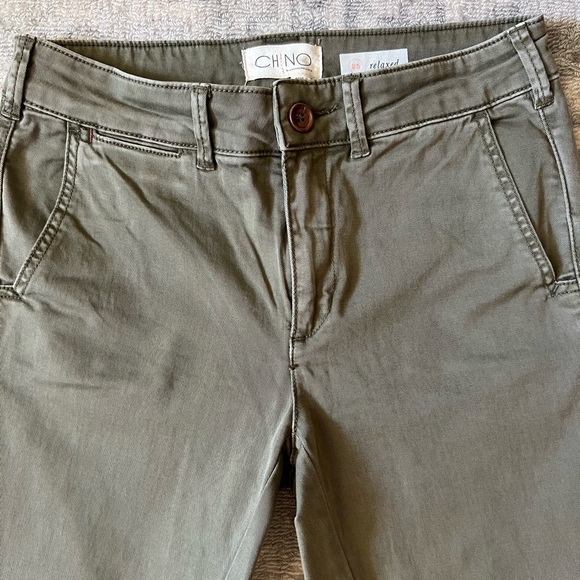 SOLD Relaxed Chino Trousers in moss - Picture 6 of 10